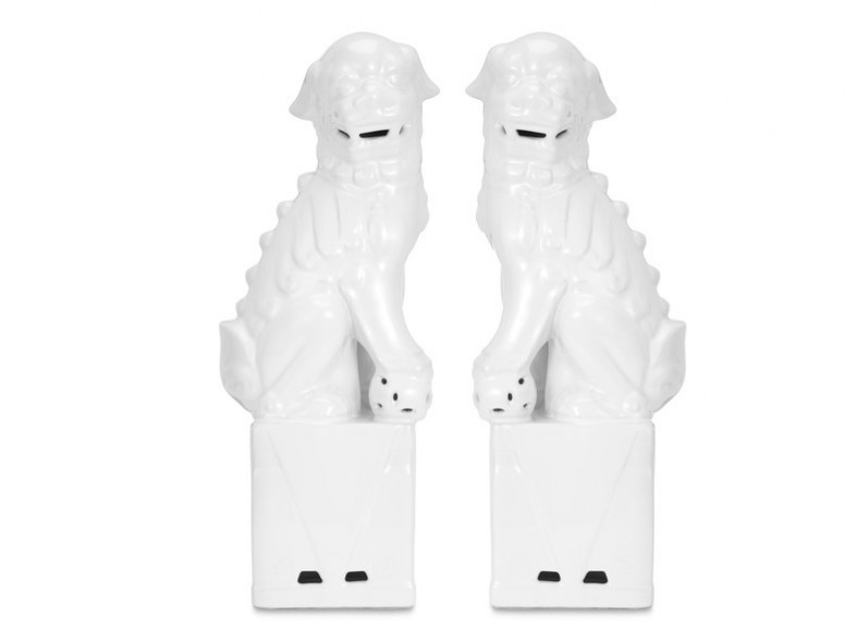 Laura Ashley ornamental Foo Dogs. SATC 2set design inspired interior design ideas.