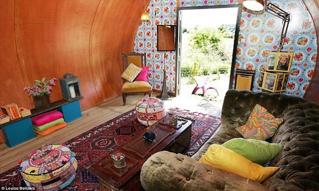 IMAGE: LOUISE BELLAERS. BRIGHT COLOURS AND GYPSY WAGON INSPIRED SHE SHEDS GARDEN DESIGN IDEA. THE NATIONAL DESIGN ACADEMY