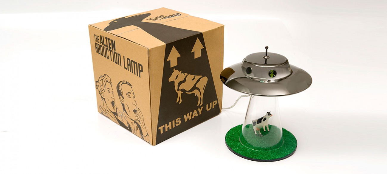 INTERIOR LIGHTING DESIGN: ALIEN ABDUCTION LAMP BOX VIA THE FUNKYCOMPANY.COM