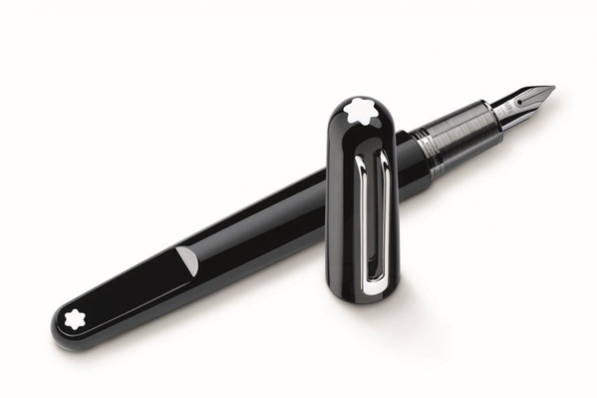 Marc Newson cross discipliniary design examples, The Montblanc M pen in colloboration with Montblanc. Accessed 17/08/15. http://www.designboom.com.