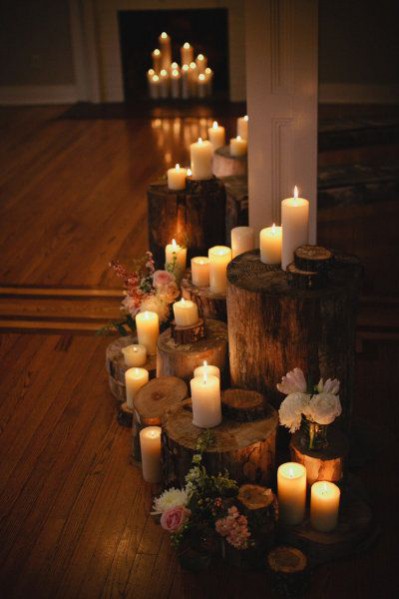 This month's Christmas inspired theme of the month explores the themes of candlelight: image via: www.stylemepretty.com