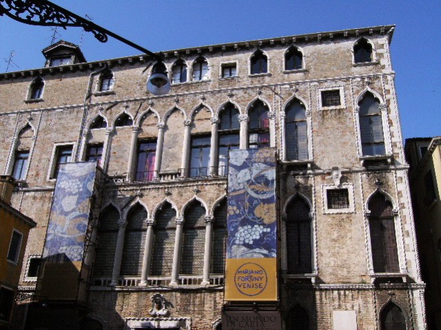 THEME OF THE MONTH: NDA Director of Studies Anthony Rayworth attended this years Venice Biennale. The Proportio’ Museo Fortuny hosted an astonishing show on all four floors of this fantastic building curated by Axel Vervoordt. 